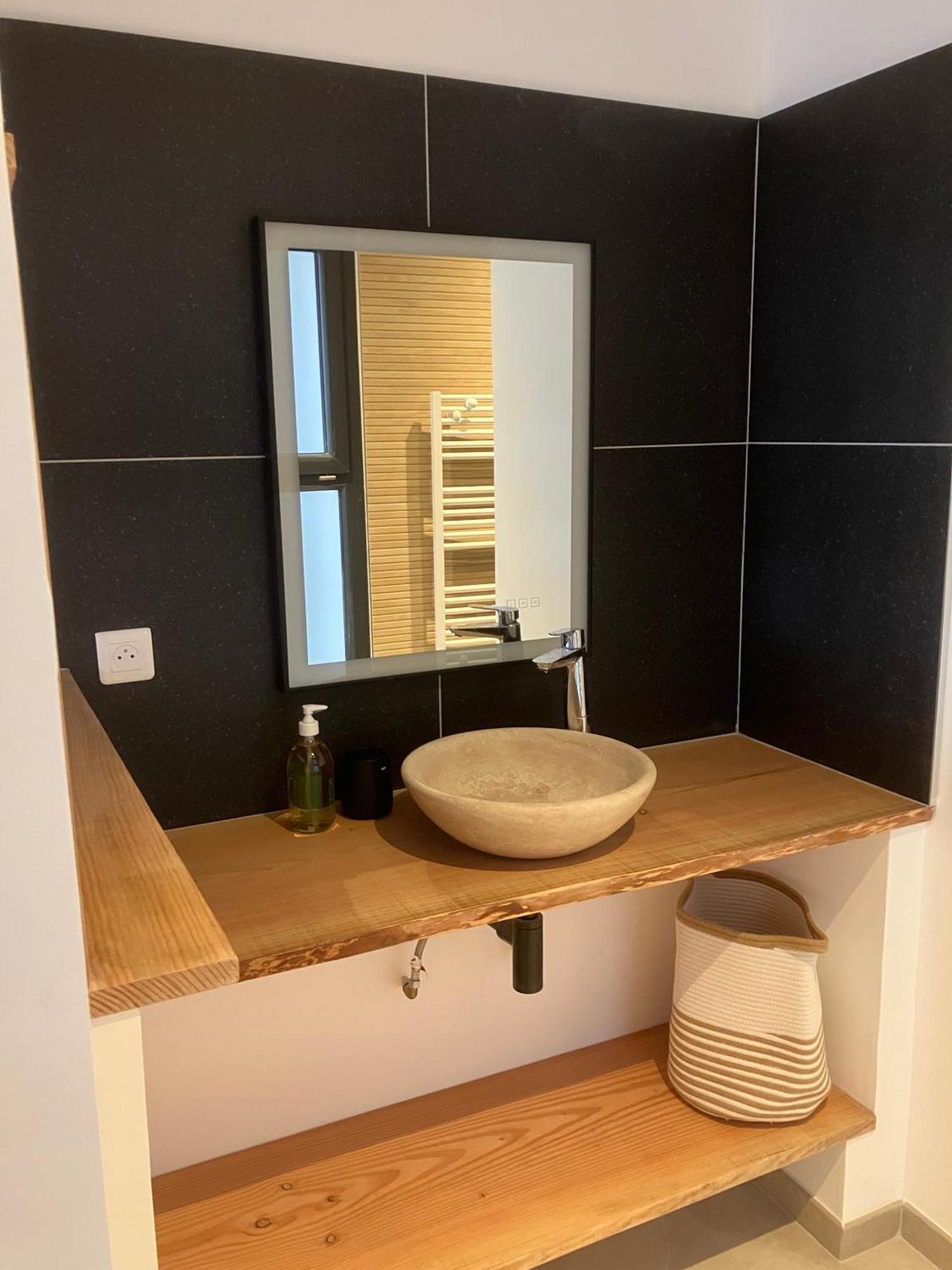 카리르루에 T2 Vue Sur Le Port Jacuzzi Terrasse Et Parking 아파트 외부 사진
