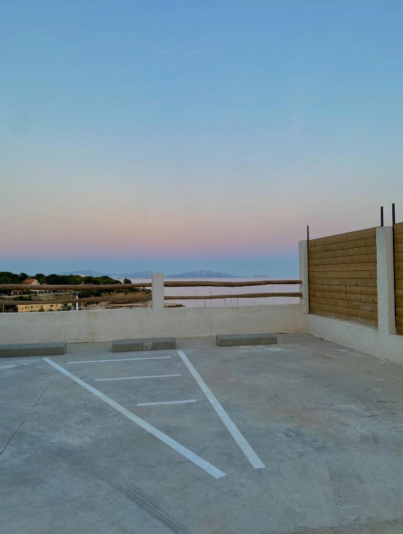 카리르루에 T2 Vue Sur Le Port Jacuzzi Terrasse Et Parking 아파트 외부 사진